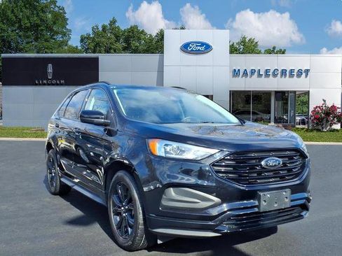 Certified 2022 Ford Edge SE w/ Black Appearance Package image 1