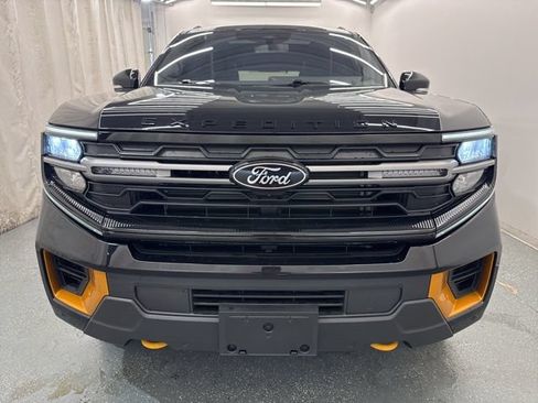 Used 2025 Ford Expedition Tremor AWD/4WD image 4