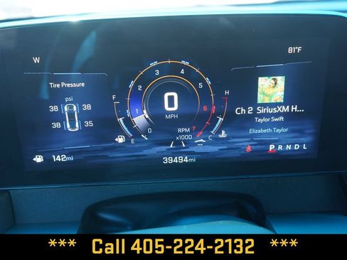 Used 2025 Chevrolet Traverse LT FWD image 30