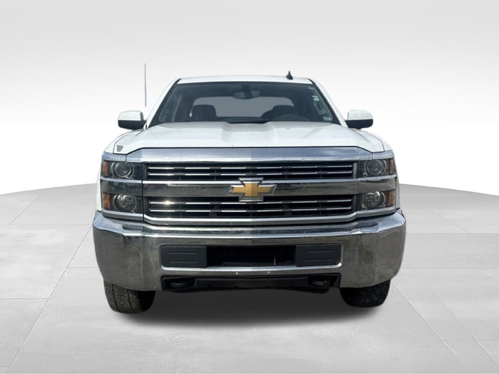 Used 2016 Chevrolet Silverado 2500 LT AWD/4WD image 2