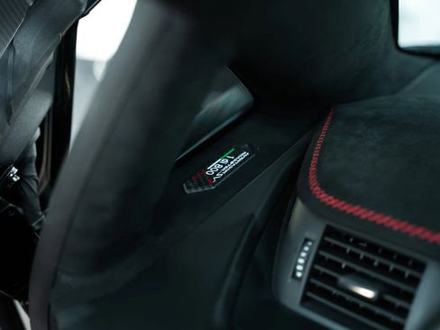 Used 2021 Lamborghini Aventador SVJ AWD/4WD image 20