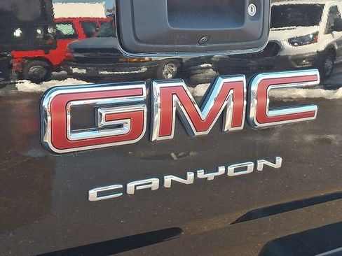 Used 2022 GMC Canyon AT4 w/ Trailering Package image 34