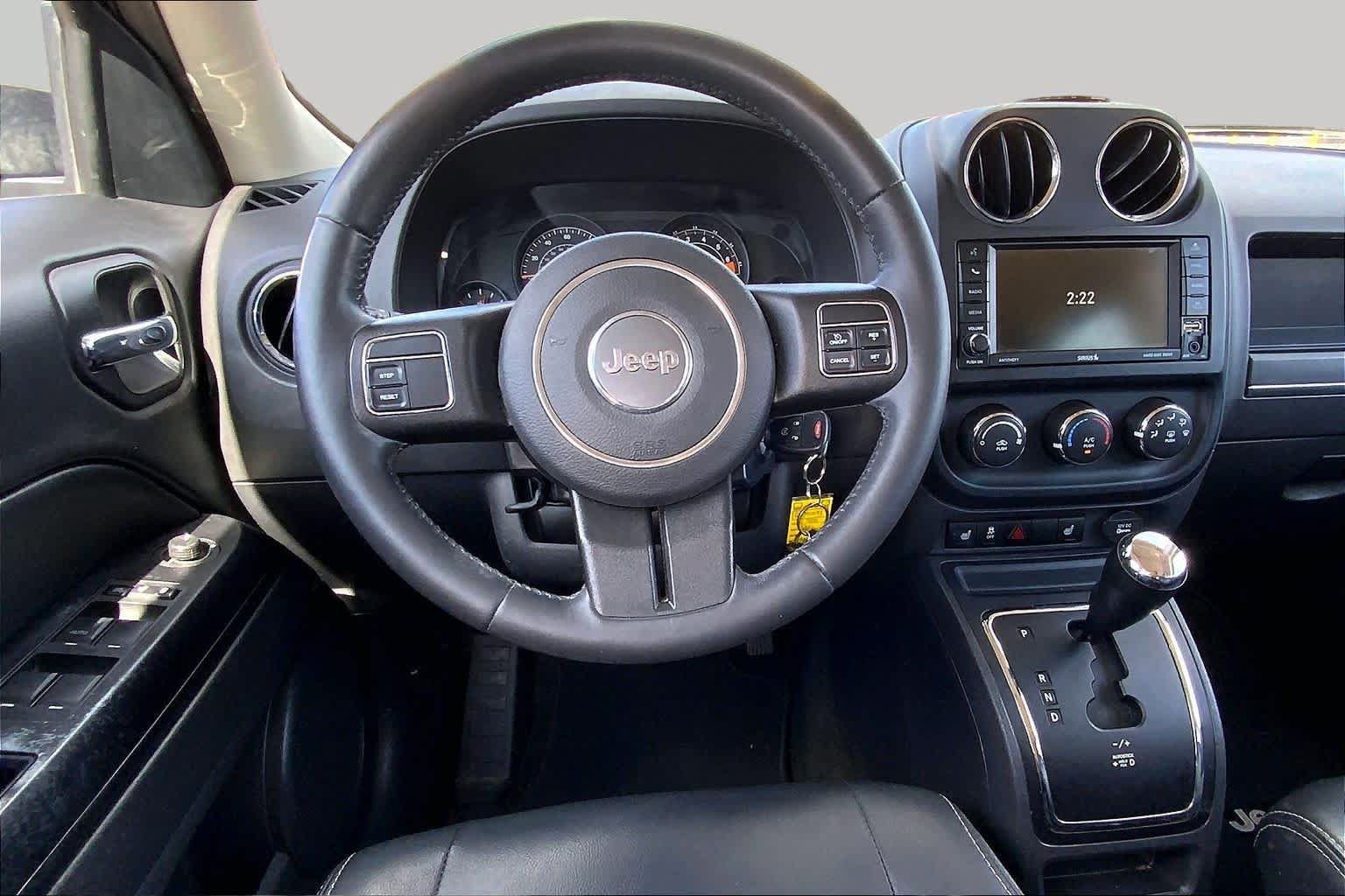 Used 2016 Jeep Patriot High Altitude FWD image 5