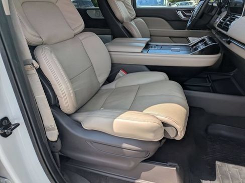 Certified 2023 Lincoln Navigator L Reserve AWD/4WD image 29