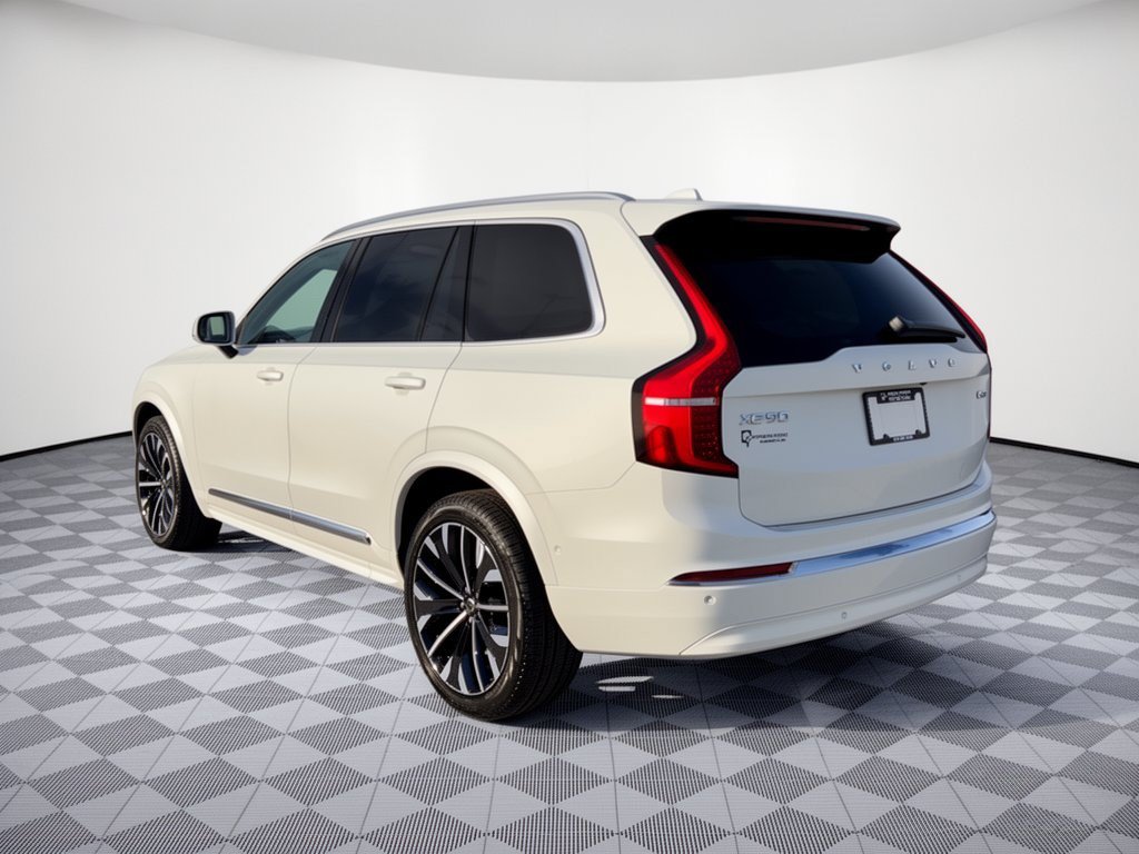 Used 2026 Volvo XC90 B6 Plus w/ Protection Package AWD/4WD image 3