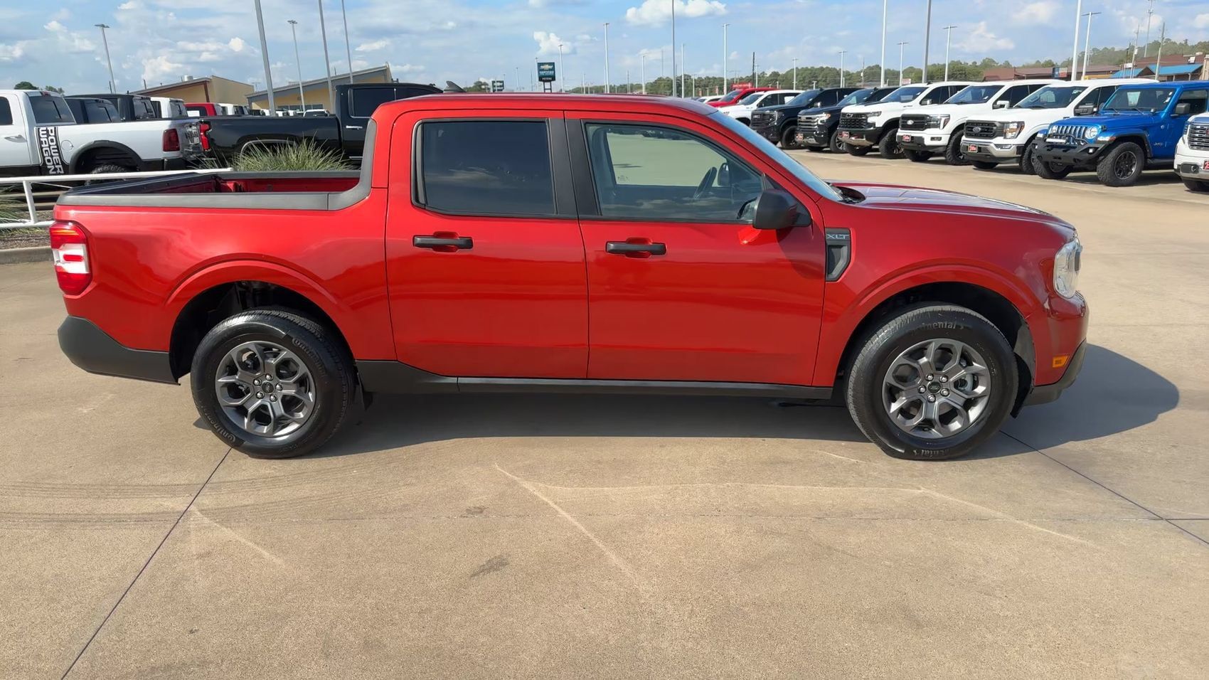 Used 2024 Ford Maverick XLT w/ Equipment Group 300A Standard AWD/4WD image 2
