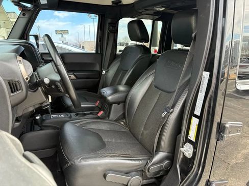 Used 2017 Jeep Wrangler Unlimited Sahara AWD/4WD image 20