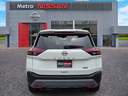 Used 2023 Nissan Rogue S FWD image 5