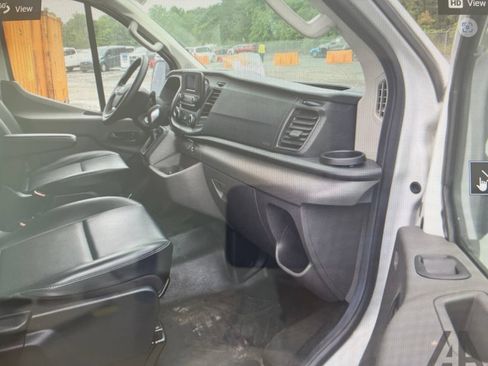 Used 2021 Ford Transit 150 XL RWD image 5