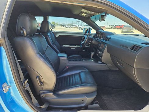 Used 2009 Dodge Challenger R/T image 24