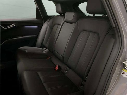 Used 2024 Audi Q4 e-tron Premium w/ Convenience Package image 70