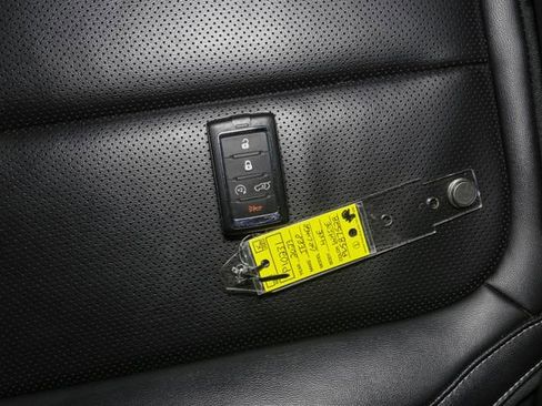 Used 2023 Jeep Grand Cherokee 4WD 4xe w/ Luxury Tech Group II image 45