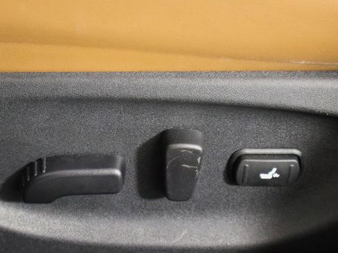 Used 2023 INFINITI Q50 Sensory image 23