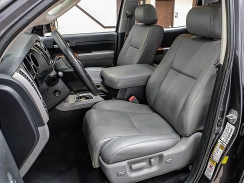 Used 2012 Toyota Tundra Limited w/ Memory Pkg AWD/4WD image 29