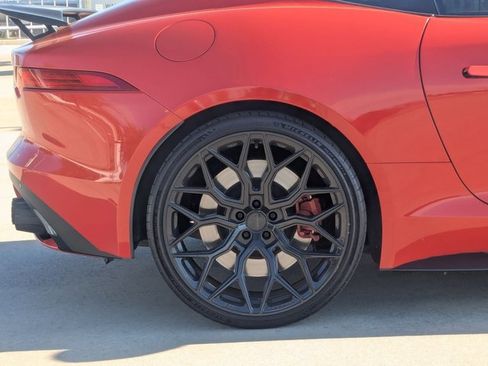 Used 2016 Jaguar F-TYPE R image 21