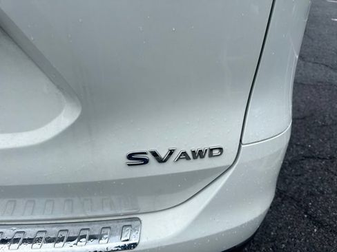 Used 2016 Nissan Rogue SV AWD/4WD image 7