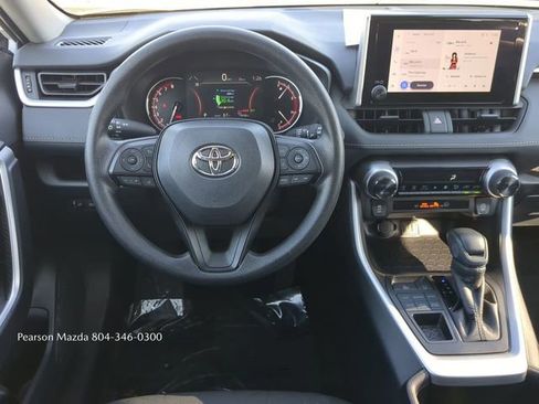 Used 2025 Toyota RAV4 XLE image 16