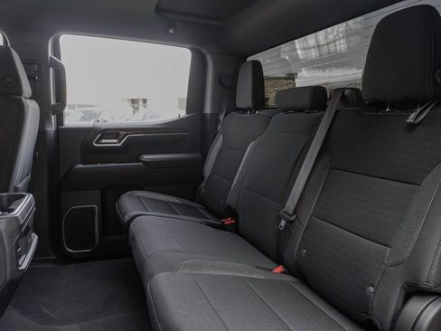 Used 2023 Chevrolet Silverado 1500 LT Trail Boss image 12