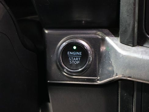 Used 2021 Ford F150 Lariat image 27