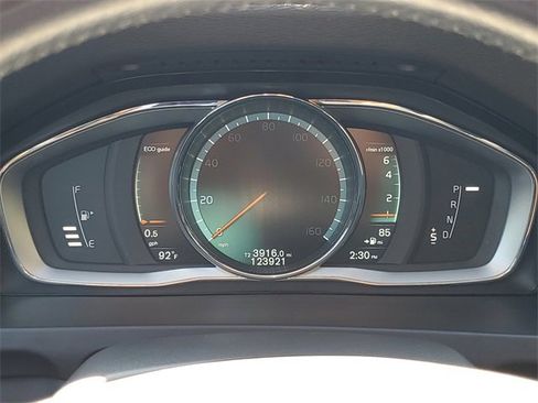 Used 2016 Volvo V60 T5 Premier image 19