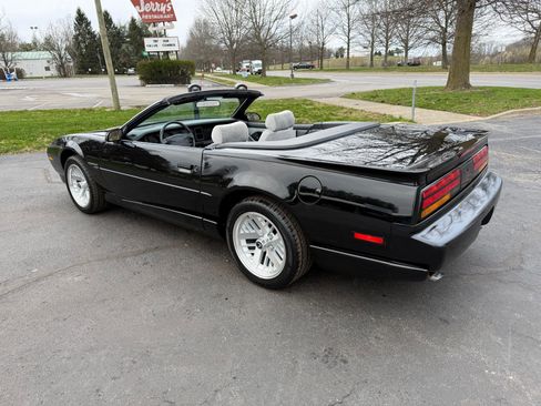Used 1991 Pontiac Firebird Convertible image 16