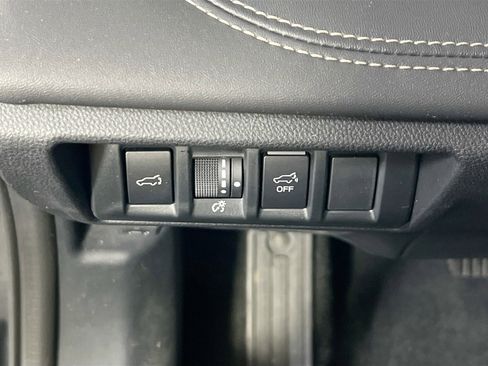 Used 2022 Subaru Outback Limited image 10