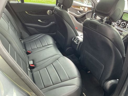 Used 2019 Mercedes-Benz GLC 300 4MATIC image 21