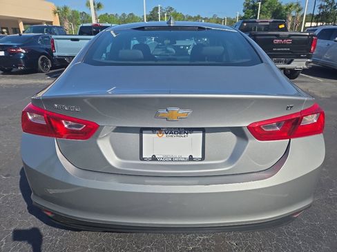 Used 2023 Chevrolet Malibu LT image 5