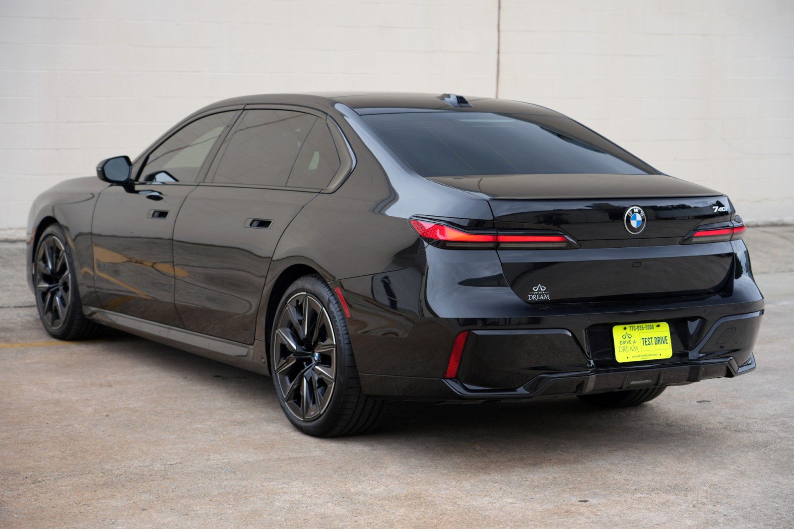 Used 2023 BMW 740i w/ Executive Package RWD image 67