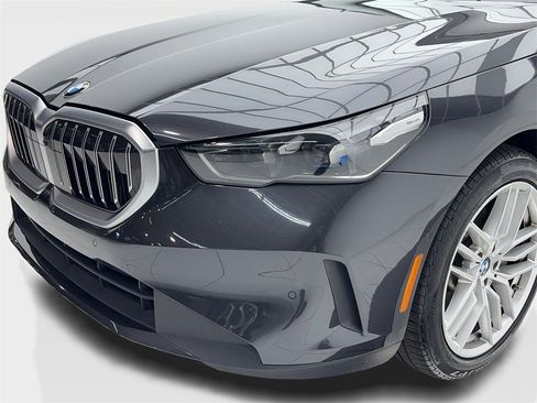 Used 2024 BMW 530i image 5