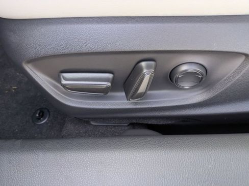 New 2026 Toyota Prius Limited w/ Limited Premium Package image 18