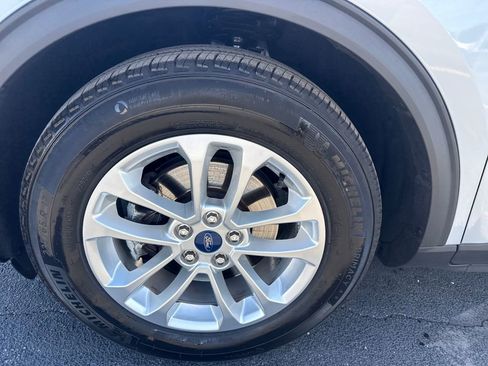 Used 2022 Ford Escape SE w/ Convenience Package image 19