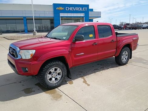 Used 2012 Toyota Tacoma 4x4 Double Cab w/ TRD Off-Road Pkg image 7