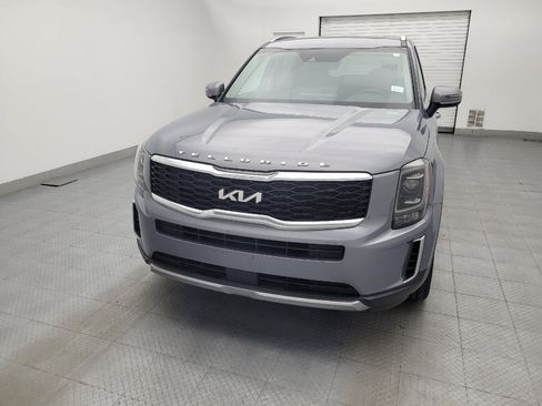 Used 2022 Kia Telluride S FWD image 15