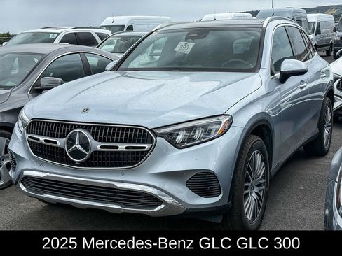 Certified 2025 Mercedes-Benz GLC 300 4MATIC image 1