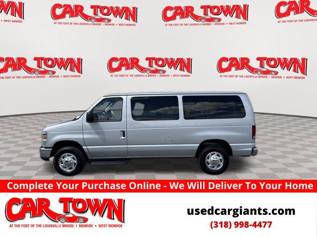 Used 2013 Ford E-350 and Econoline 350 XLT RWD image 1