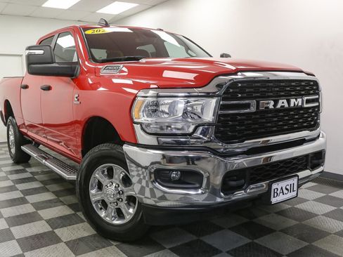 Used 2023 RAM 2500 Big Horn w/ Level 1 Equipment Group image 2