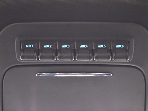 Certified 2025 Ford F350 Platinum w/ FX4 Off-Road Package AWD/4WD image 40