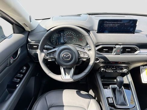 New 2025 MAZDA CX-5 AWD 2.5 S w/ Premium Plus Pkg image 17