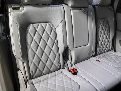 New 2026 Volkswagen Atlas SEL Premium R-Line AWD/4WD image 42