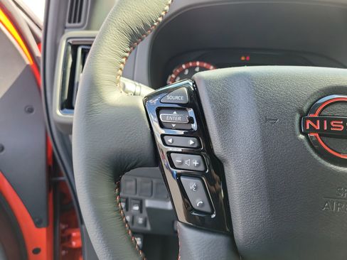 New 2025 Nissan Frontier PRO-4X image 22