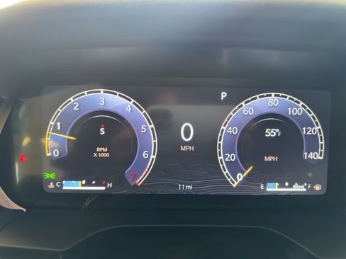 New 2025 Jeep Grand Cherokee Altitude AWD/4WD image 18