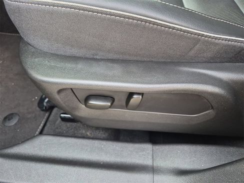 Used 2023 Buick Envision Essence image 12