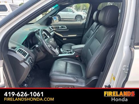 Used 2015 Ford Explorer XLT w/ Equipment Group 202B AWD/4WD image 17