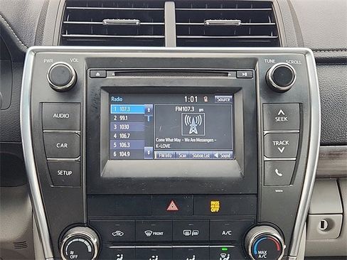 Used 2017 Toyota Camry LE image 16