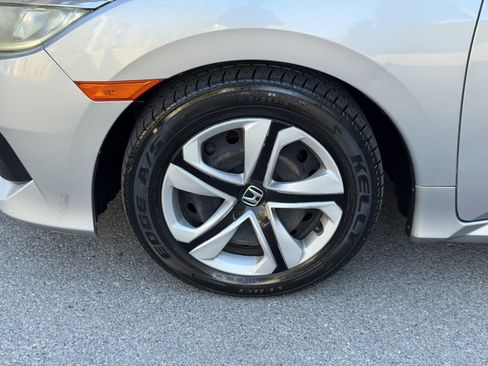 Used 2016 Honda Civic LX image 9