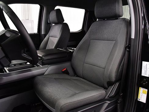 Used 2024 Ford F150 XLT w/ FX4 Off-Road Package image 28