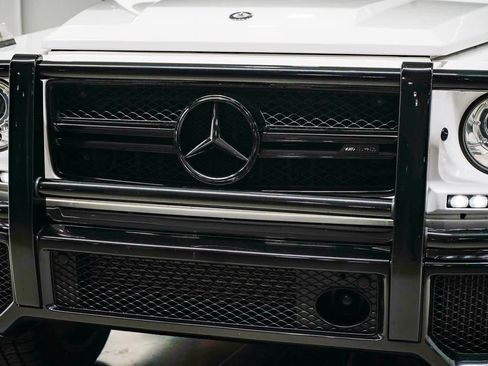 Used 2017 Mercedes-Benz G 63 AMG 4MATIC image 8