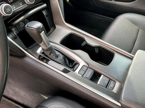 Used 2021 Honda Accord Sport image 17