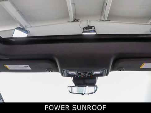 Used 2024 GMC Sierra 1500 AT4 w/ Technology Package AWD/4WD image 22